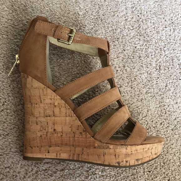 Guess wedges - Picture 3 of 6